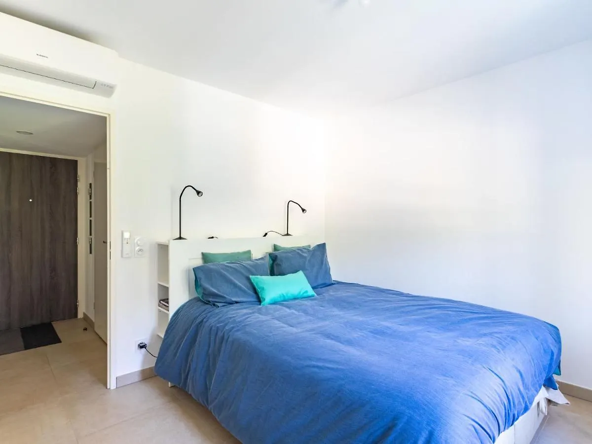Apartment Le Clos Jardin-4 By Interhome Bormes-les-Mimosas