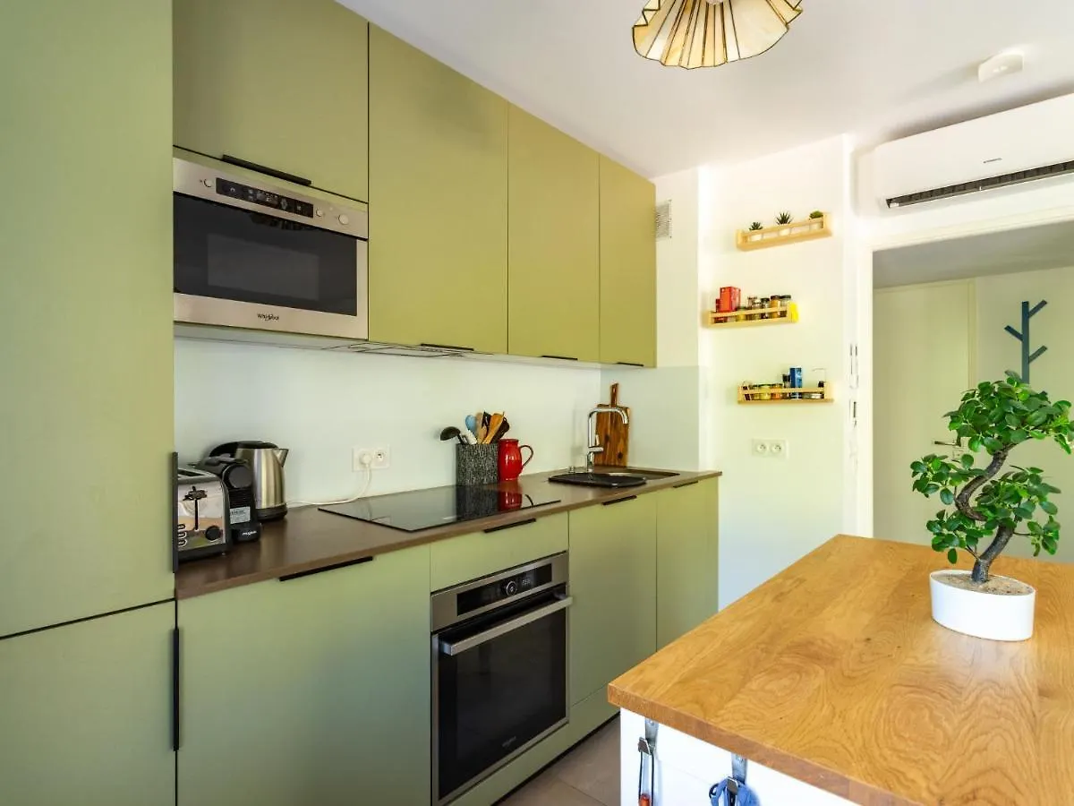 Apartment Le Clos Jardin-4 By Interhome Bormes-les-Mimosas